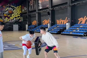 篮球训练师和教练的区别